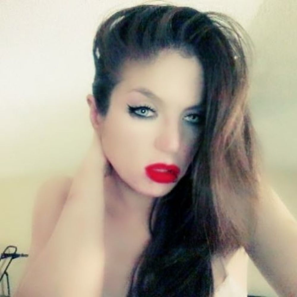 Meet your Posher, Tori